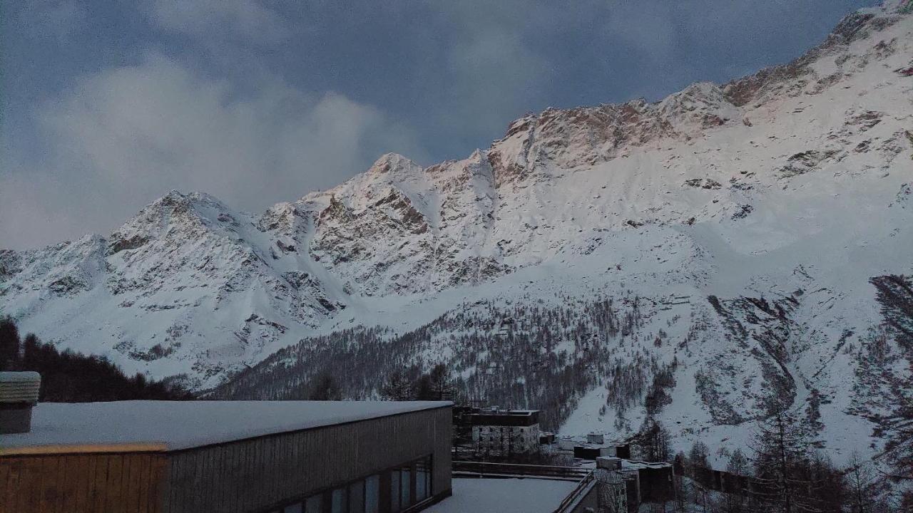 Bilocale Cervinia Cielo Alto Sulle Piste Apartment Breuil-Cervinia Luaran gambar